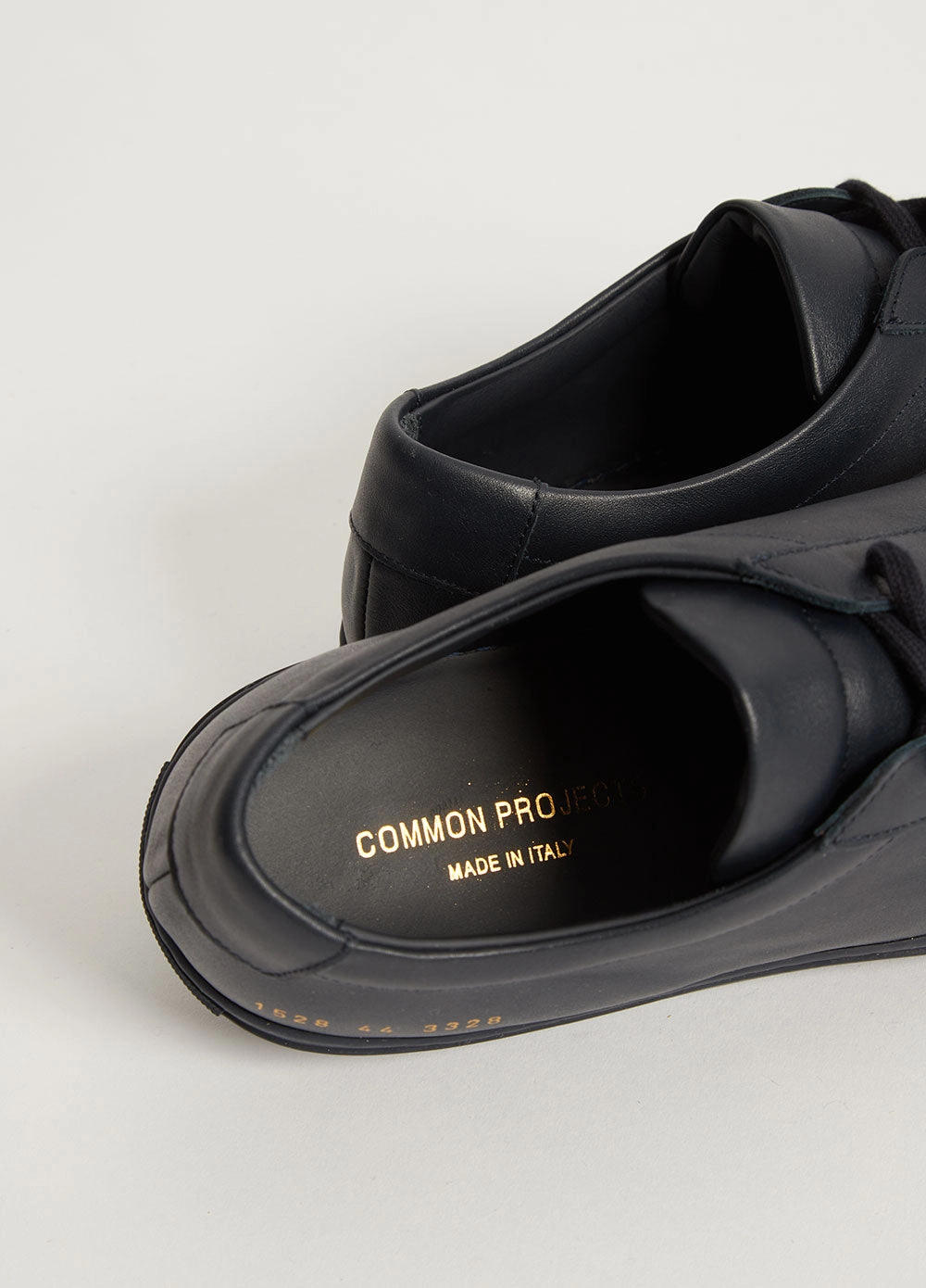 Achilles Low Sneakers