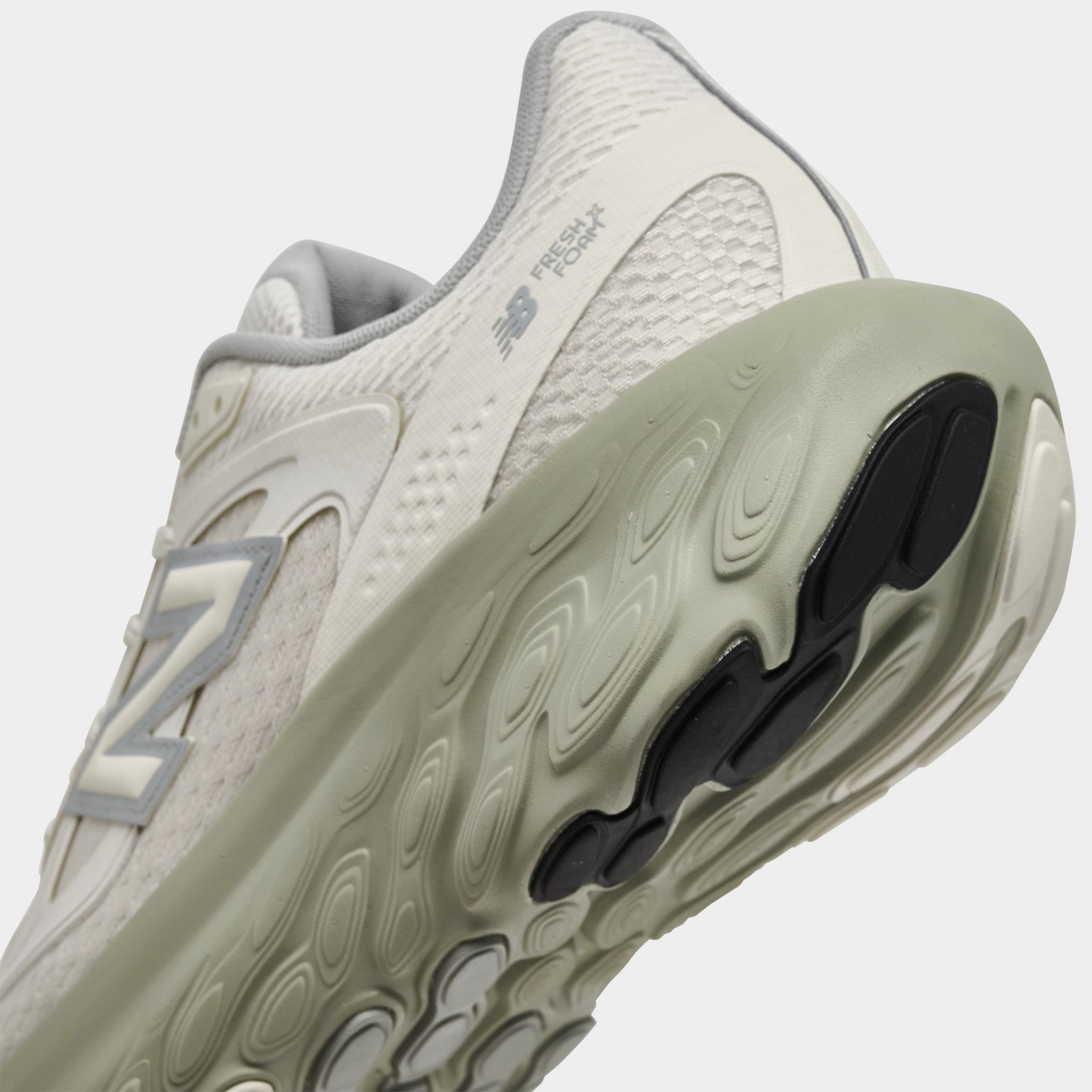 New Balance Fresh Foam Trainer Tan / Khaki
