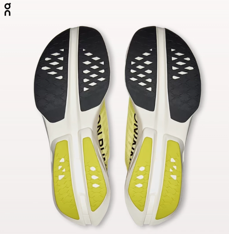 On Cloudboom Strike - Mens