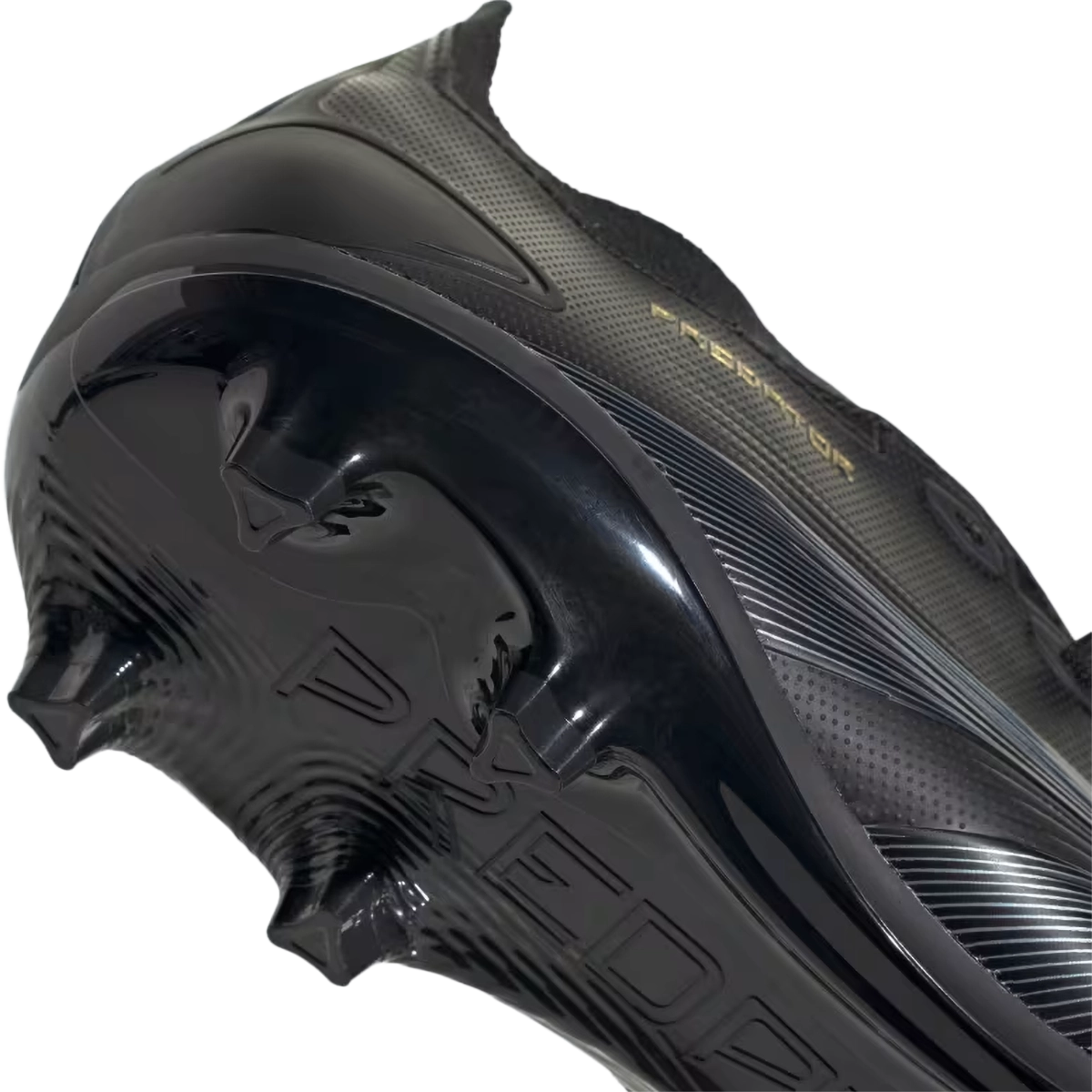 Predator League FG