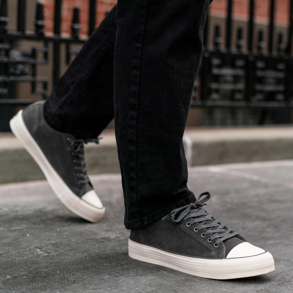 Retro Low Top | Smoke